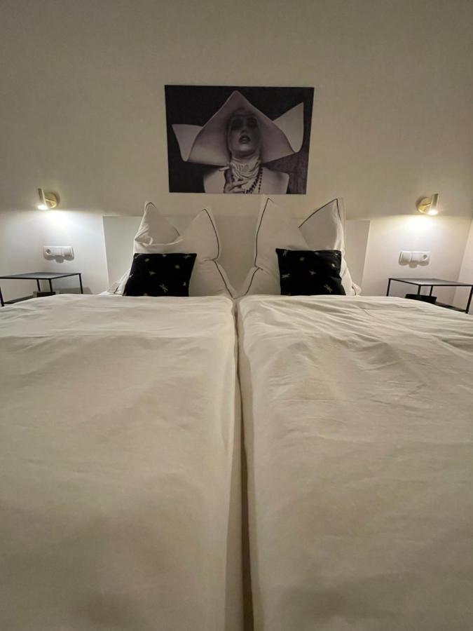 The View Apartment Ensch ภายนอก รูปภาพ